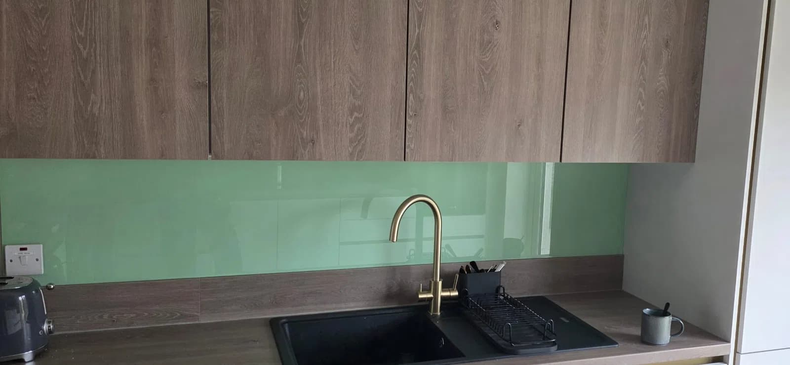Kitchen glass splashback installation in Dublin, gallery image 12