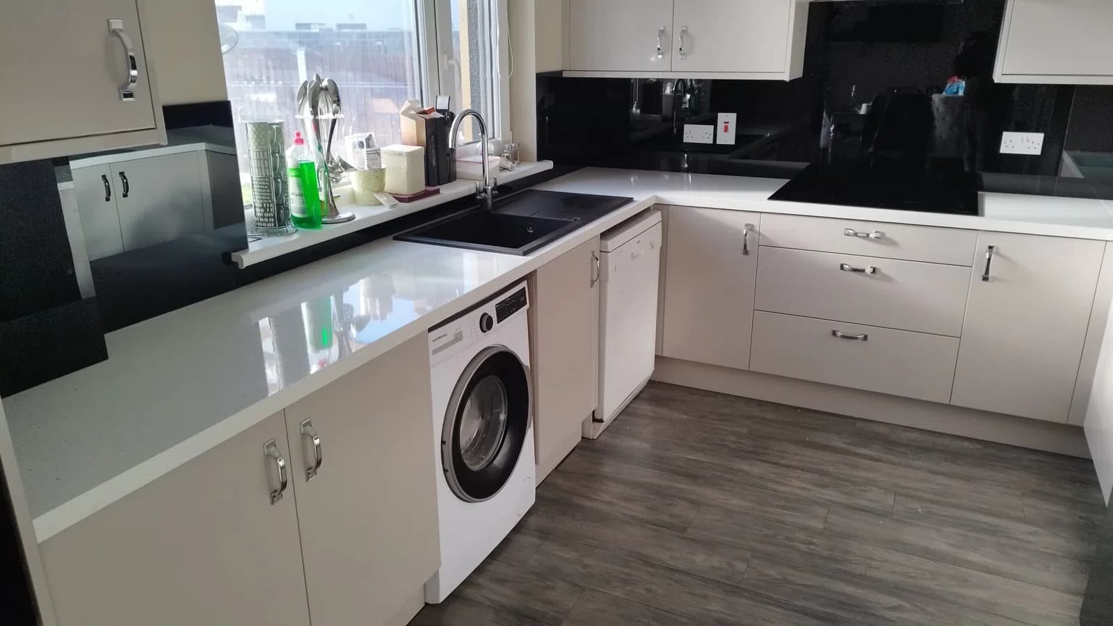 Kitchen glass splashback installation in Dublin, gallery image 13
