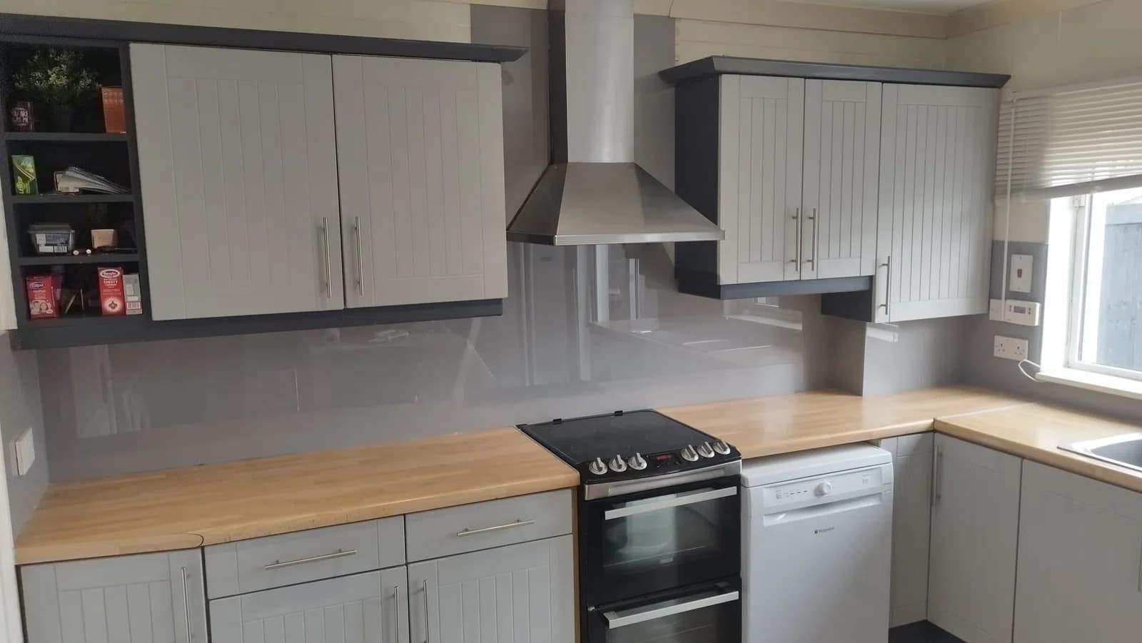 Kitchen glass splashback installation in Dublin, gallery image 15