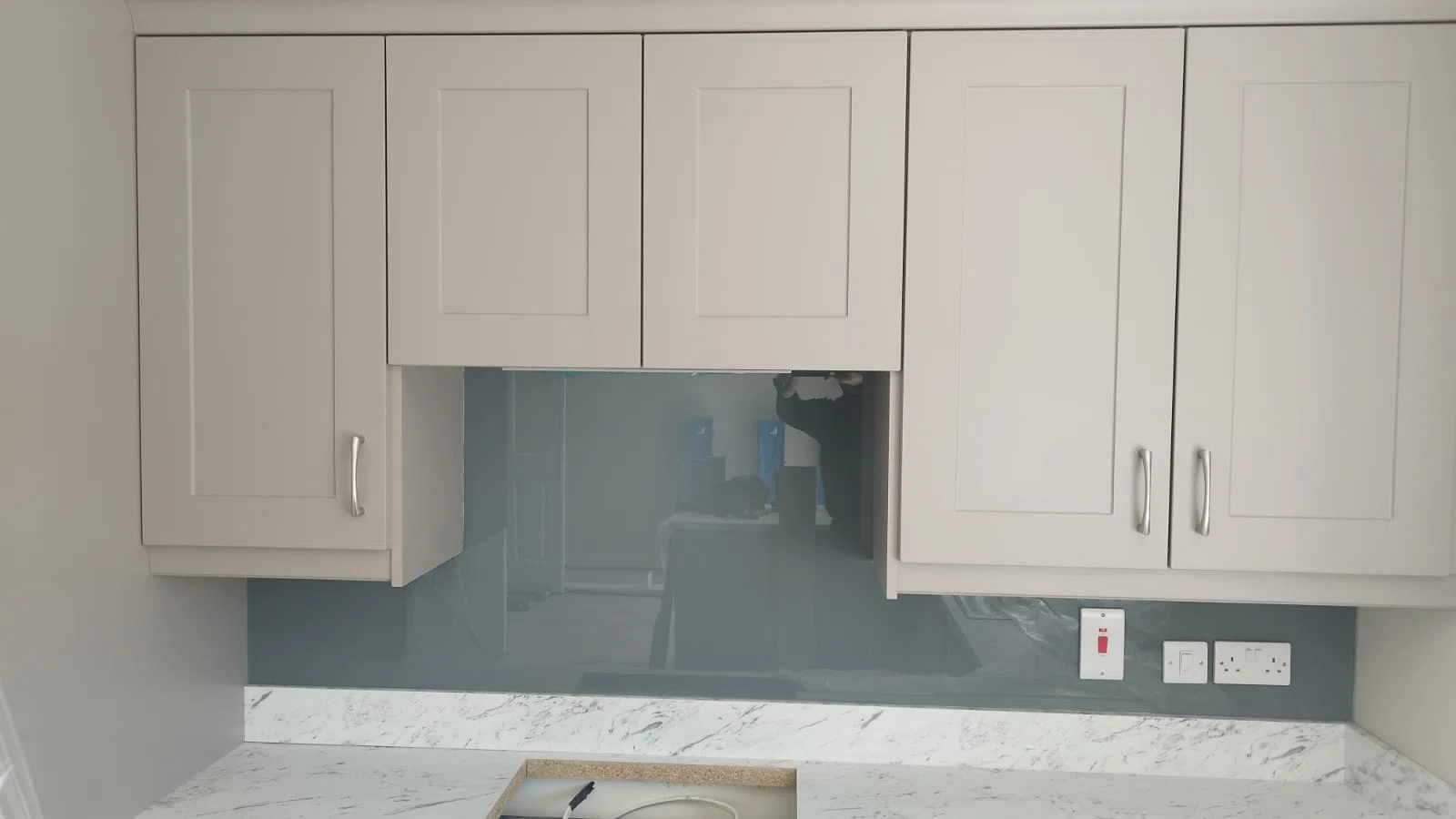 Kitchen glass splashback installation in Dublin, gallery image 26