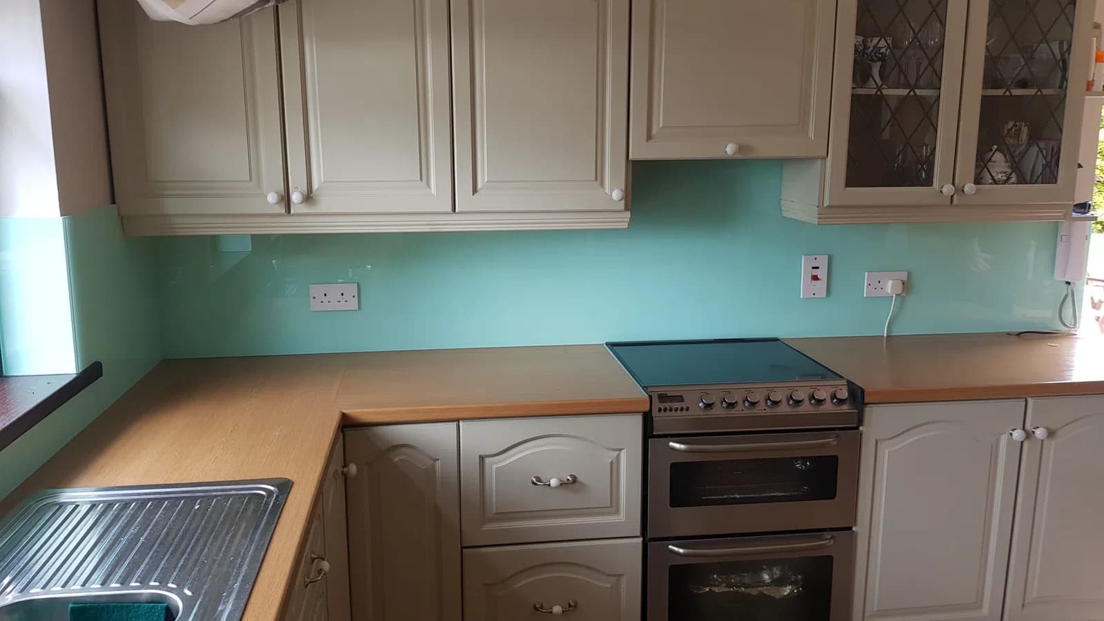 Kitchen glass splashback installation in Dublin, gallery image 34