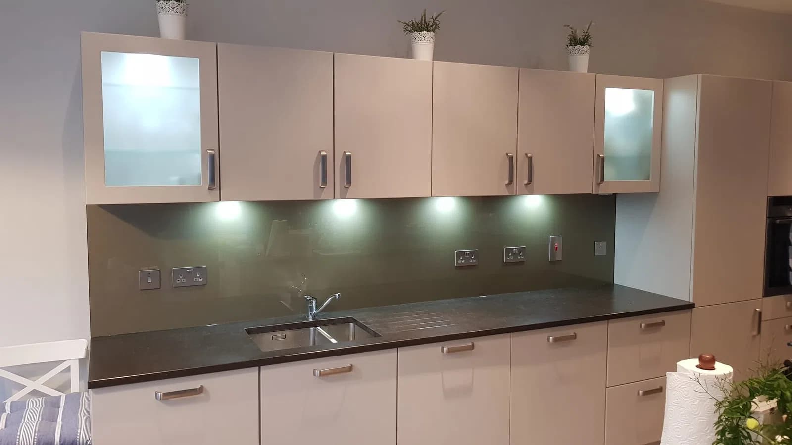 Kitchen glass splashback installation in Dublin, gallery image 45
