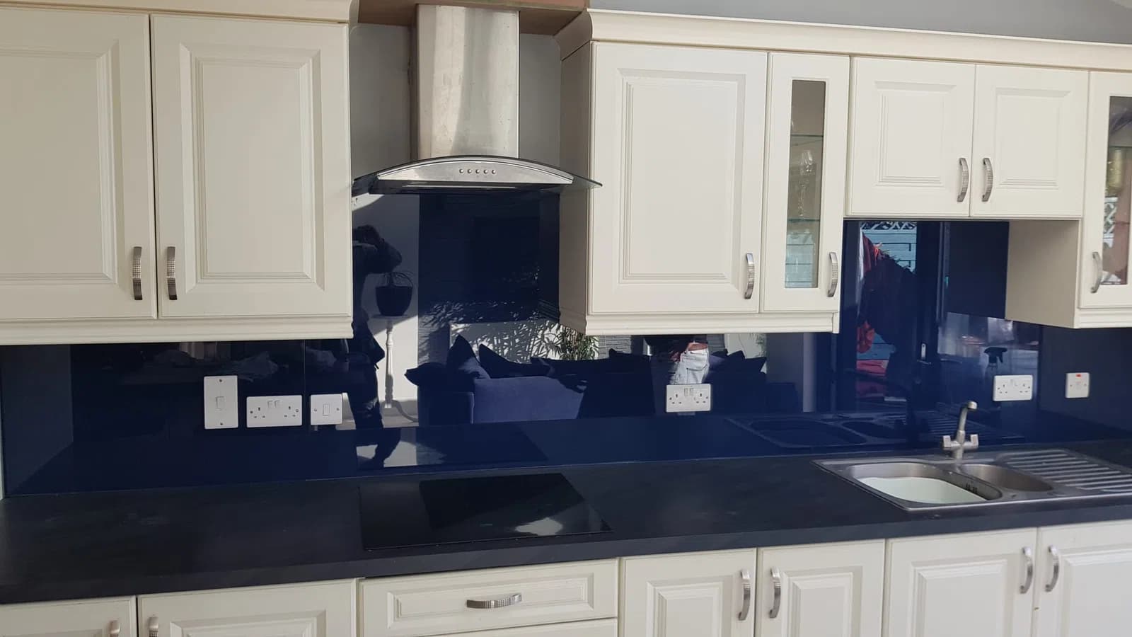 Kitchen glass splashback installation in Dublin, gallery image 50